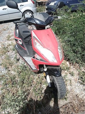 Dau in chirie scuter 50 cmc