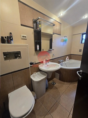 Apartament Superb | Zona Casa de Cultura | Complet Utilat, Mobilat, Renovat - imagine 10