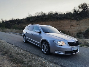 Skoda superb 2.0 diesel - imagine 2