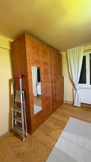 Proprietar - inchiriez apartament Complex - imagine 3