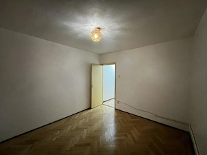 Apartament cu locație excelenta 3 camere Crangasi | Loc Parcare + Centrala |  - imagine 8