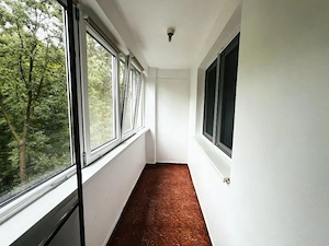 Apartament cu locație excelenta 3 camere Crangasi | Loc Parcare + Centrala |  - imagine 3
