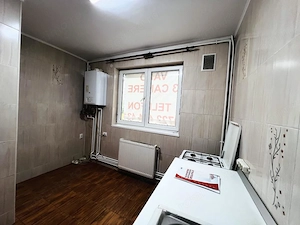 Apartament cu locație excelenta 3 camere Crangasi | Loc Parcare + Centrala |  - imagine 11