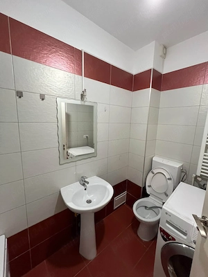 Garsoniera de închiriat, direct proprietar - Complet mobilata și utilata dormitor separat. - imagine 3