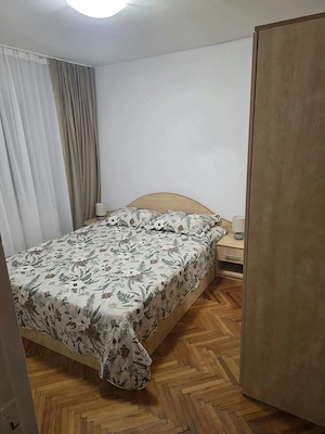 Inchiriez apartament ultracentral cu 2 camere, decomandat - imagine 4
