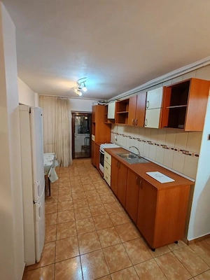 APARTAMENT 3 CAMERE CENTRAL MIOVENI - imagine 8