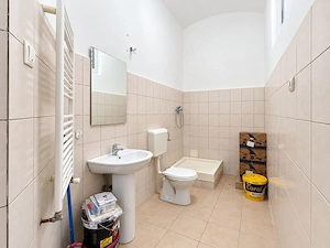 Apartament 2 camere Central de vanzare - imagine 12