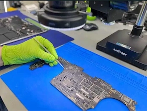Piese originale din dezmembrari si Service pentru produse Apple