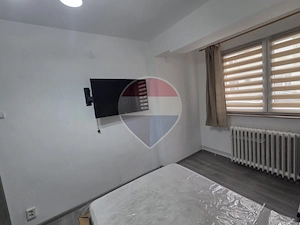 Apartament de inchiriat in centru Salontei - imagine 5