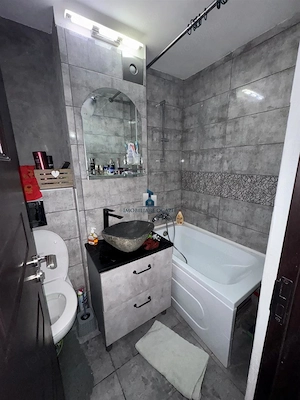 Apartament 4 camere CF2 Semidecomandat Resita - imagine 3