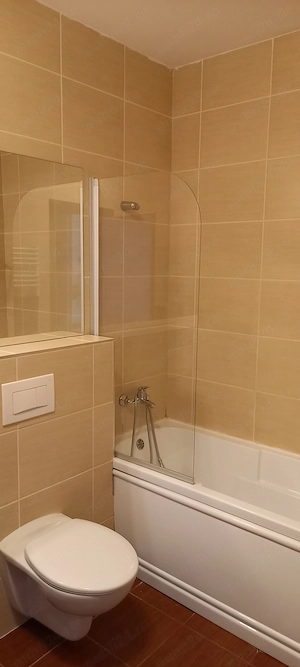 Proprietar   2 camere, balcon generos și parcare privată - imagine 8