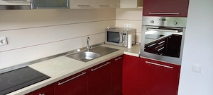 Proprietar   2 camere, balcon generos și parcare privată - imagine 3