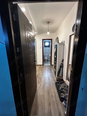 Apartament 3 camere decomandat, 70 mp, zona Drumul Taberei, 145.000euro - imagine 2