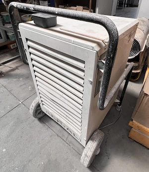 Dezumificator aerial AD650