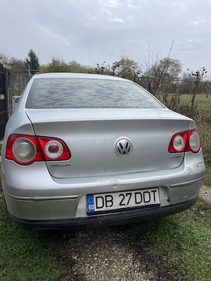 Vând Volkswagen Passat B6 - imagine 5