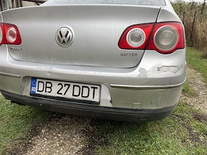 Vând Volkswagen Passat B6 - imagine 4