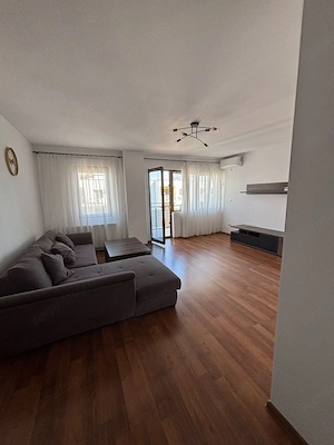 Apartament de inchiriat