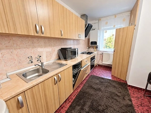Apartament de inchiriat 3 camere mobilat utilat in zona centrala Sibiu - imagine 7