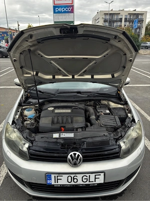 VW Golf 6, 1.6 MPI (2009) - Navigație, Lumini Ambientale, 2 seturi roți. Perfect pt GPL! - imagine 5
