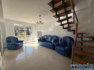Inchiriere apartament 3 camere tip Penthouse zona Tudor cu garaj - imagine 2