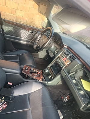 dezmembrez mercedez w210