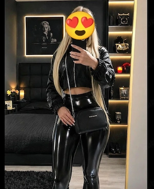 buna sunt Amalia,blonda Vip luxury accept cupluri fac party
