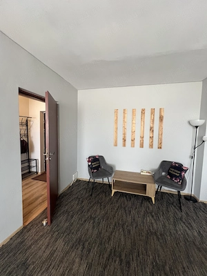 Apartament de vânzare - zona Gruia - Persoană fizică - imagine 3
