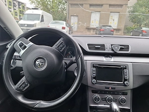 VolksWagen Passat B7 Combi 2.0 TDI 140 CP DSG Comfortline 2013 - 182.000 km - imagine 9