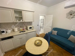 Apartament la casa 2 camere garaj curte comuna ultracentral Sibiu - imagine 6