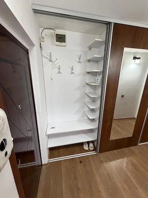Apartament 3 camere decomandat – complet mobilat, zonă centrală! - imagine 2