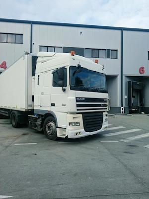 Vand CAP Tractor DAF FT XF  5800 EUR+TVA cu  Semiremorca KRONE SD R27 3200 EUR+TVA