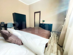 Apartament 2 camere la casa, zona centrala, curte comuna - imagine 3