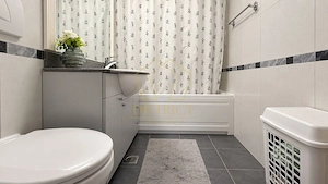 Apartament 4 camere, 2 bai, etaj 1, decomandat, boxa, zona Lipovei - imagine 8