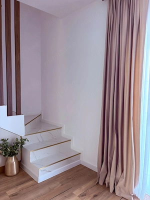 Vand duplex cu 3 camere mobilat utilat curte amenajata  - imagine 3