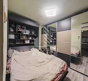 Apartament cu 3 camere, de vanzare, etaj intermediar, zona Dacia - imagine 2