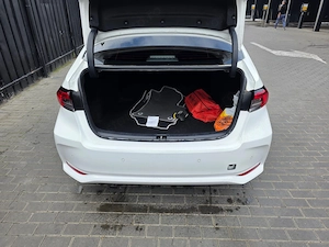 Toyota Corolla 2021 cauta proprietar 