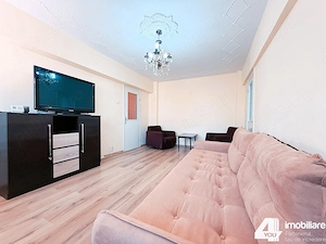 Apartament 2 camere Zona Boul Rosu , 70 mp, et. 2 4 cu termoteca