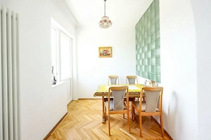 Apartament în inima Oradiei   Ultracentral, 100 mp, ideal pentru locuit, birouri sau investiție - imagine 4