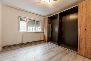 Apartament 2 camere decomandat - Etaj 2 - zona UTA - COMISION 0 - imagine 3