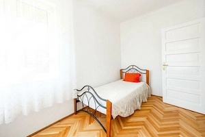 Apartament în inima Oradiei   Ultracentral, 100 mp, ideal pentru locuit, birouri sau investiție - imagine 9