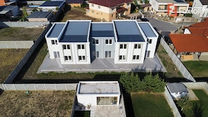 Cvadruplex de inchiriat, 471 mp utili, 8 parcari, in Mosnita Noua - imagine 5