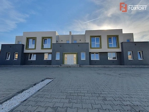 Cvadruplex de inchiriat, 471 mp utili, 8 parcari, in Mosnita Noua - imagine 8