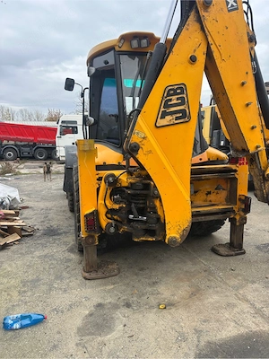 Vând sau închiriez pe termen lung buldoexcavator Jcb 4cx an fabricatie 2008 - imagine 3