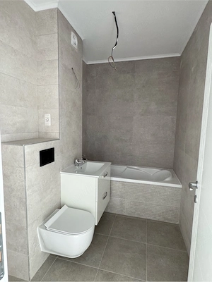 Vând apartament cu 2 camere tip studio  - imagine 5