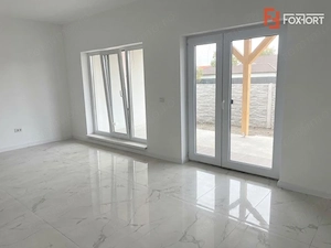 Duplex pe parter cu 3 camere - Mosnita Veche - imagine 6