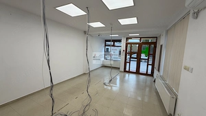 Spatiu comercial Tecuci/Pretabil activitate cu specific medical - imagine 6