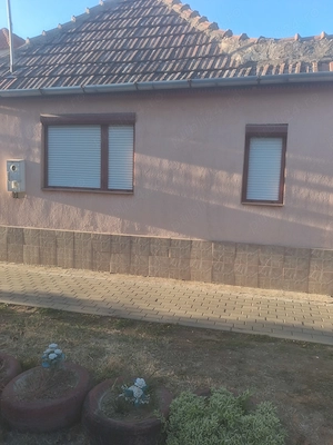 De vănzare