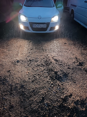 Vând schimb Renault Megane 3  - imagine 2