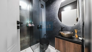 0% Comision! Apartament 3 camere de lux în vilă! Terasă, zona VIVO - imagine 13