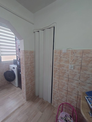 VÂNZARE APARTAMENT 2 CAMERE BRAȘOV | TRACTORUL – ZONA PIAȚA TRACTORUL | BOXĂ ȘI PARCARE | 120.000 € - imagine 4